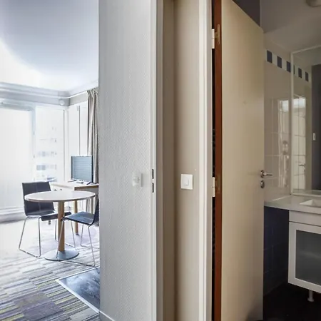 Guestready - Cosy Près Du Métro Appartement